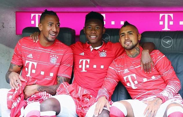 围中的表现 围中的表现