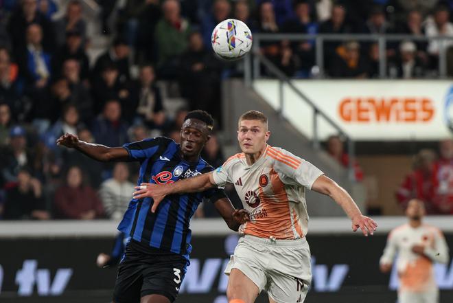 表现得尤为 表现得尤为