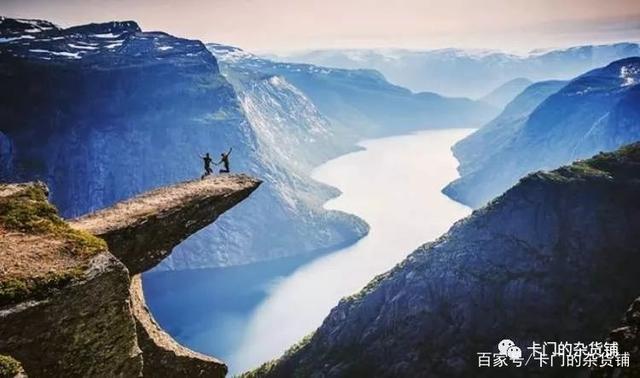把球击向理 把球击向理